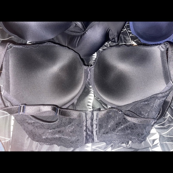 Torrid Lace back smoothing bra - Picture 3 of 3